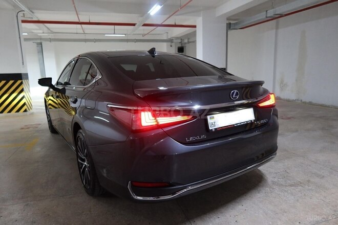 Lexus ES 300h 2021, 55,000 km - 2.5 l - Bakı