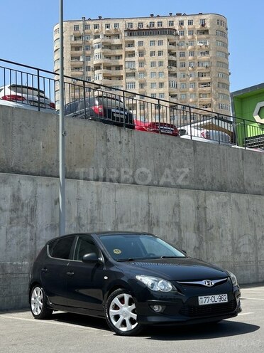 Hyundai i30 2010, 239,800 km - 1.4 l - Bakı