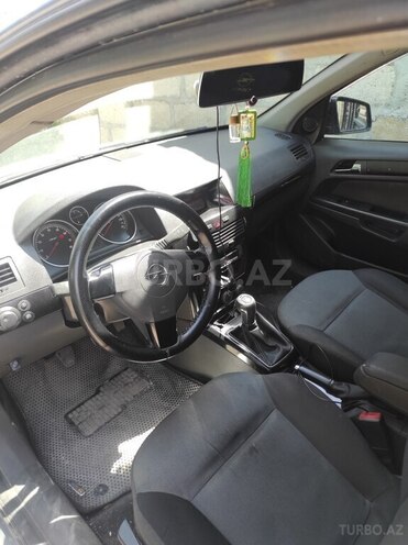 Opel Astra 2005, 290,000 km - 1.4 l - Tovuz