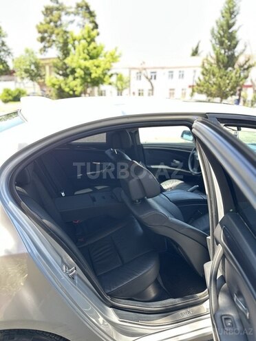 BMW 525 2008, 327,000 km - 2.5 l - Qazax