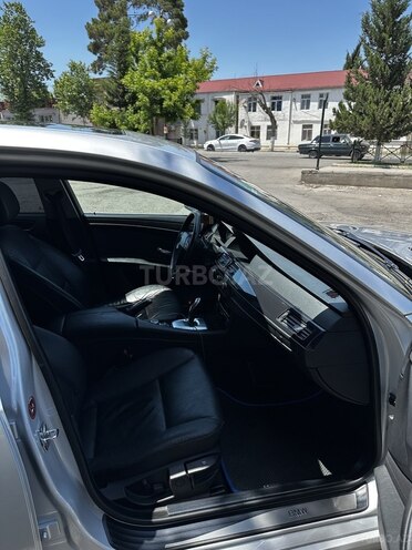 BMW 525 2008, 327,000 km - 2.5 l - Qazax