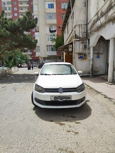 Volkswagen Polo 2013, 311,000 km - 1.6 l - Sumqayıt