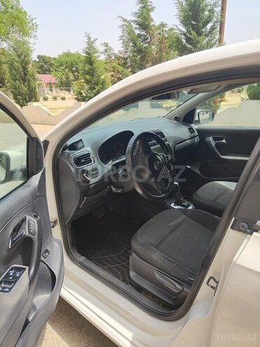 Volkswagen Polo 2013, 311,000 km - 1.6 l - Sumqayıt