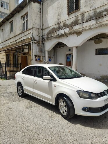 Volkswagen Polo 2013, 311,000 km - 1.6 l - Sumqayıt