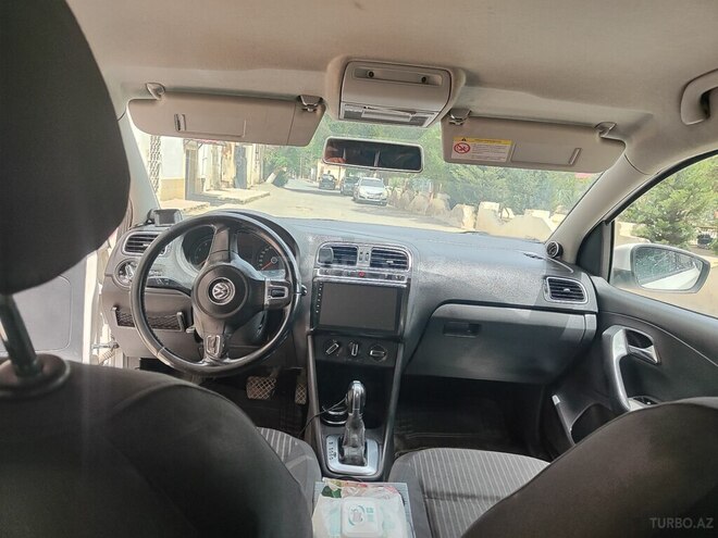 Volkswagen Polo 2013, 311,000 km - 1.6 l - Sumqayıt