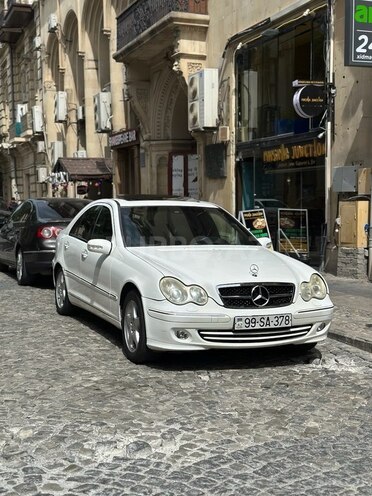 Mercedes C 240 2002, 251,000 km - 2.6 л - Bakı