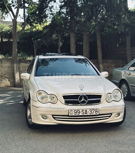 Mercedes C 240 2002, 251,000 km - 2.6 л - Bakı