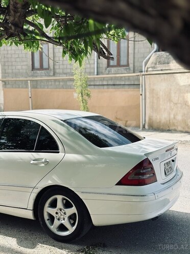 Mercedes C 240 2002, 251,000 km - 2.6 л - Bakı