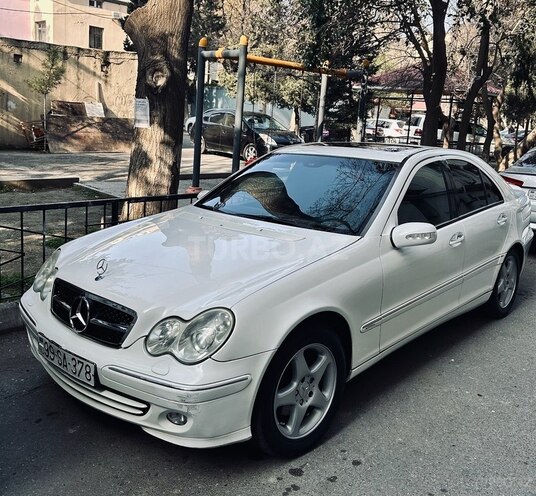 Mercedes C 240 2002, 251,000 km - 2.6 л - Bakı