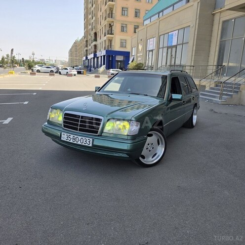 Mercedes E 220 1995, 390,000 km - 2.2 l - Bakı