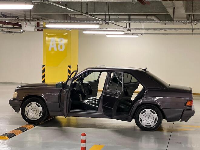 Mercedes 190 1993, 278,400 km - 1.8 л - Gəncə