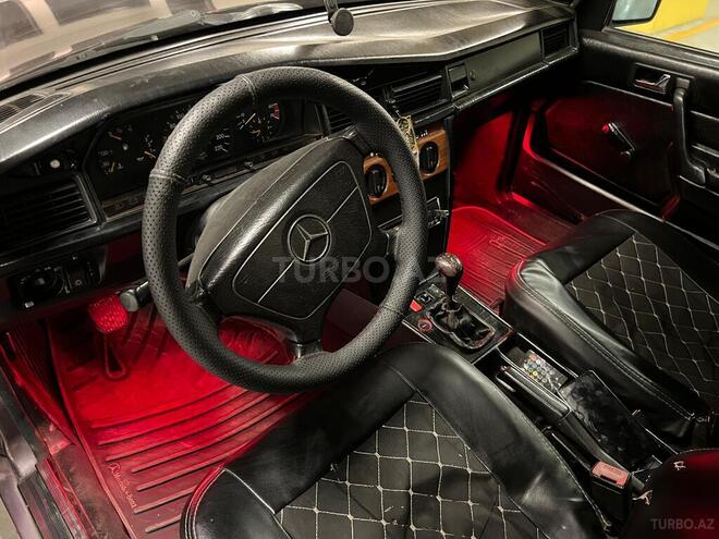 Mercedes 190 1993, 278,400 km - 1.8 л - Gəncə