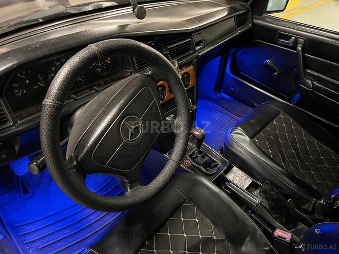 Mercedes 190 1993, 278,400 km - 1.8 л - Gəncə