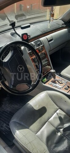 Mercedes E 220 d 1999, 498,000 km - 2.2 l - Bakı