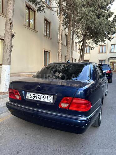 Mercedes E 220 d 1999, 498,000 km - 2.2 l - Bakı