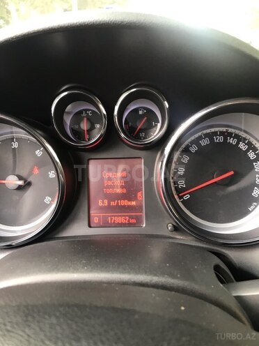 Opel Astra 2010, 180,000 km - 2.0 l - Bakı