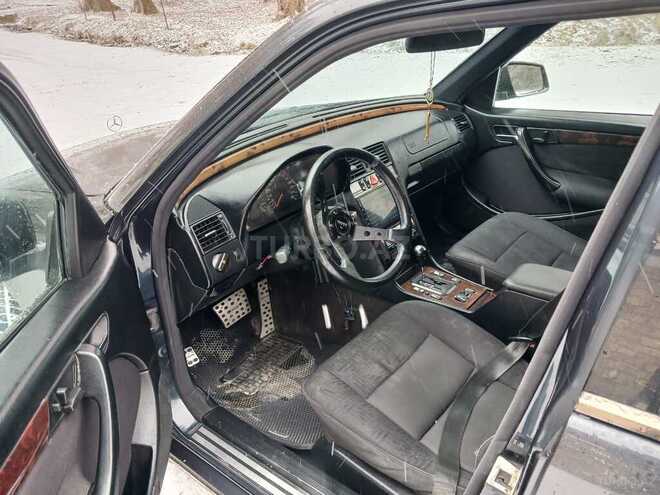 Mercedes C 240 1997, 303,000 km - 2.4 l - Qobustan