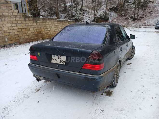Mercedes C 240 1997, 303,000 km - 2.4 l - Qobustan