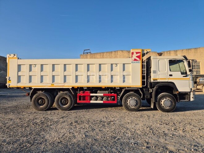 HOWO Sinotruk 2022, 120,000 km - 9.7 л - Bakı