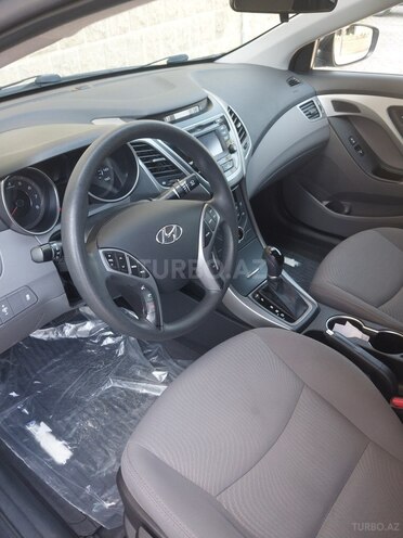 Hyundai Elantra 2015, 53,752 km - 1.8 l - Şirvan