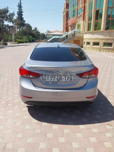 Hyundai Elantra 2015, 53,752 km - 1.8 l - Şirvan