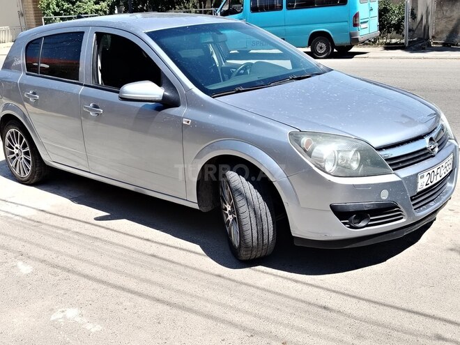 Opel Astra 2006, 250,000 km - 1.6 l - Gəncə