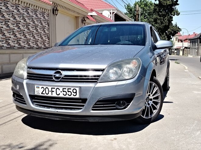 Opel Astra 2006, 250,000 km - 1.6 l - Gəncə