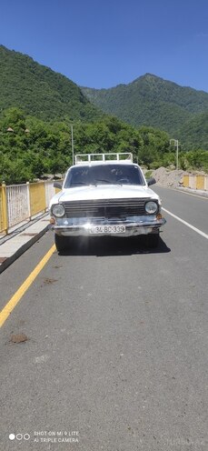 GAZ 24 1988, 100,000 km - 2.5 l - Qax