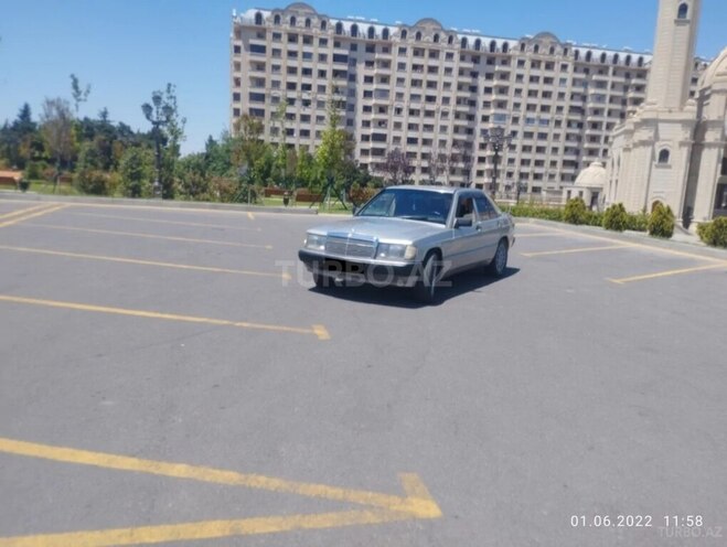 Mercedes 190 1990, 261,819 km - 2.0 l - Bakı