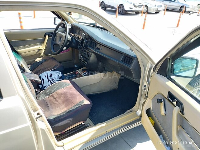 Mercedes 190 1990, 261,819 km - 2.0 l - Bakı