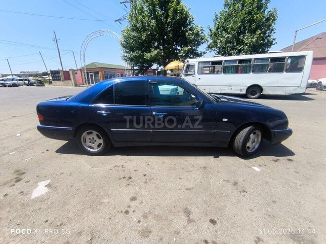 Mercedes E 230 1996, 320,000 km - 2.3 l - Gəncə
