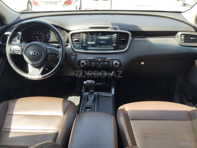 Kia Sorento-6