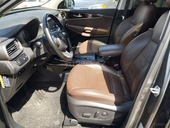 Kia Sorento-15