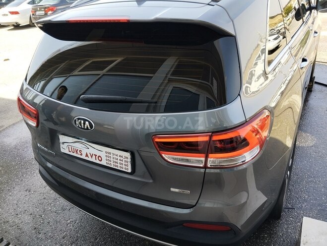 Kia Sorento-5