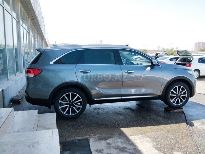 Kia Sorento-3