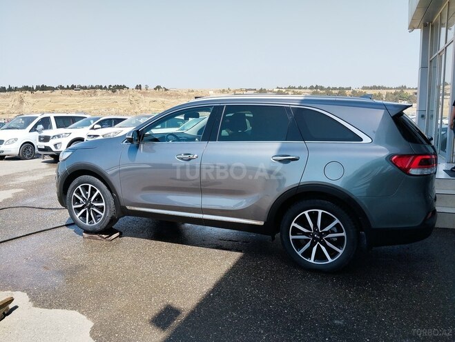 Kia Sorento-4