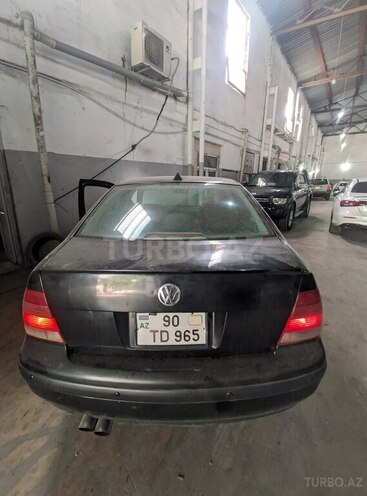 Volkswagen Jetta 2001, 200,000 km - 1.8 l - Bakı