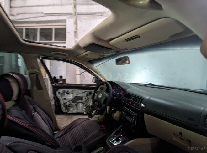 Volkswagen Jetta 2001, 200,000 km - 1.8 l - Bakı