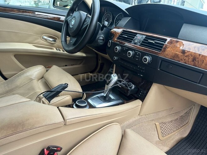 BMW 530-11
