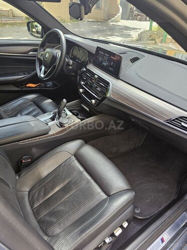 BMW 520 2017, 135,000 km - 2.0 l - Bakı