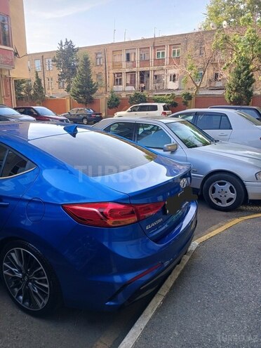 Hyundai Elantra 2018, 160,000 km - 1.6 л - Bakı
