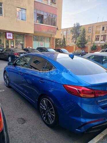 Hyundai Elantra 2018, 160,000 km - 1.6 л - Bakı
