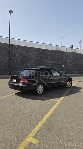 Mercedes C 240 2003, 233,000 km - 2.4 l - Bakı