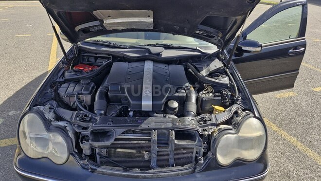 Mercedes C 240 2003, 233,000 km - 2.4 l - Bakı
