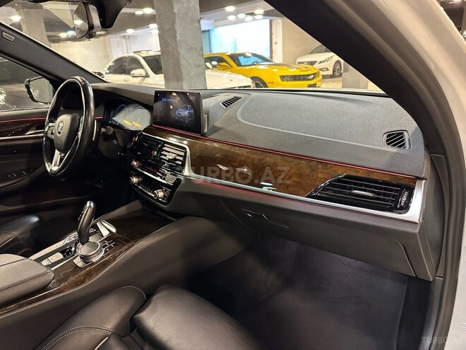 BMW 530 2019, 93,000 km - 2.0 l - Bakı