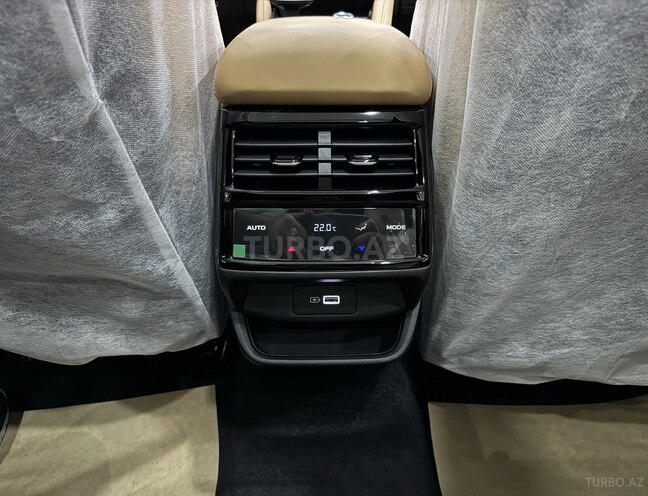 Geely Monjaro-13