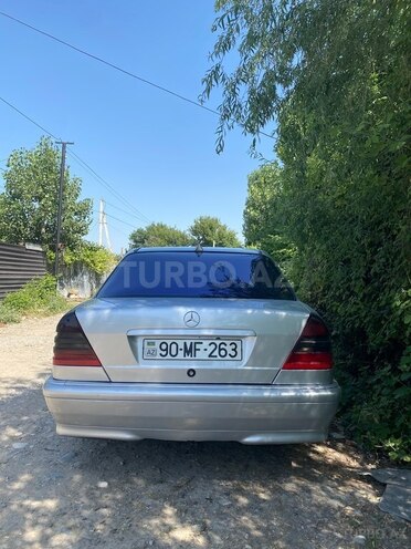 Mercedes C 220 d 1999, 88,855 km - 2.2 l - Ağdam