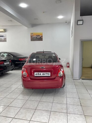 Chevrolet Aveo-6