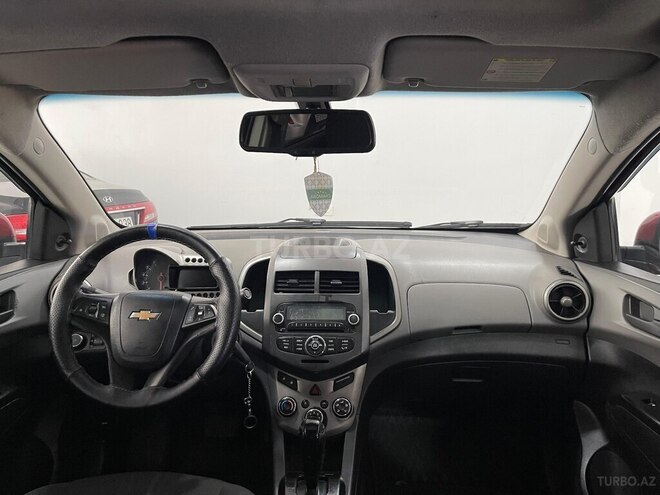 Chevrolet Aveo-14