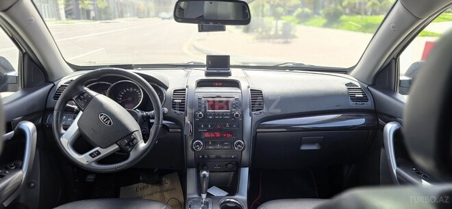 Kia Sorento 2011, 215,000 km - 2.0 l - Bakı